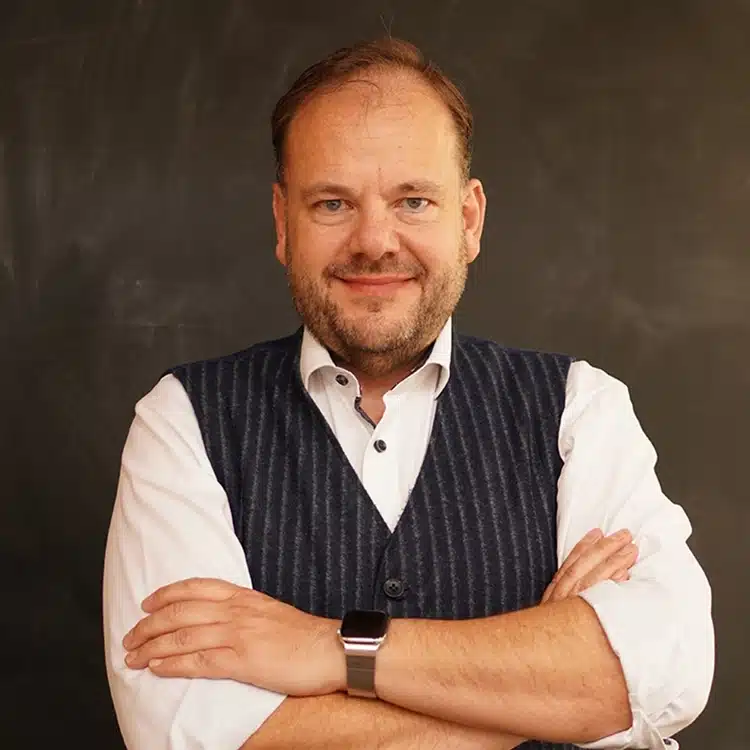 Jörg Roos